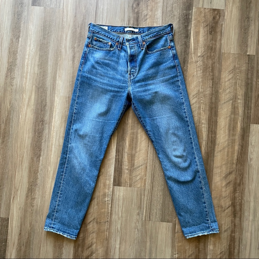 Levi’s Wedgie Jeans